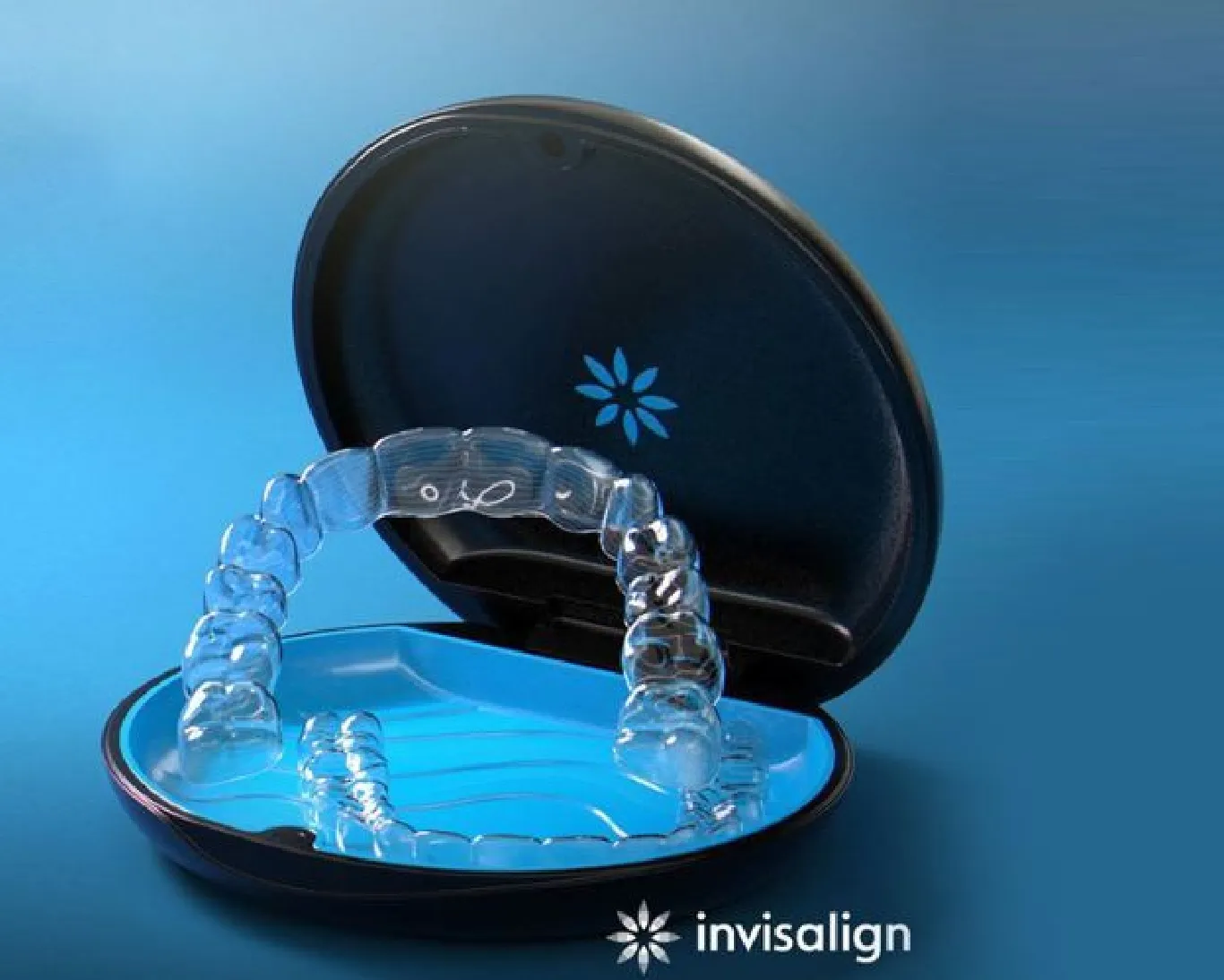 目立たず笑顔になれるマウスピース矯正